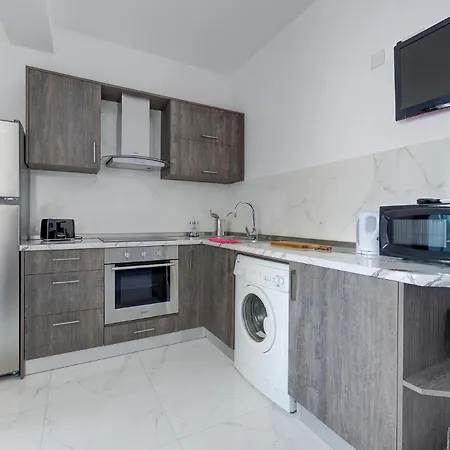 Sir William Reid * Sliema